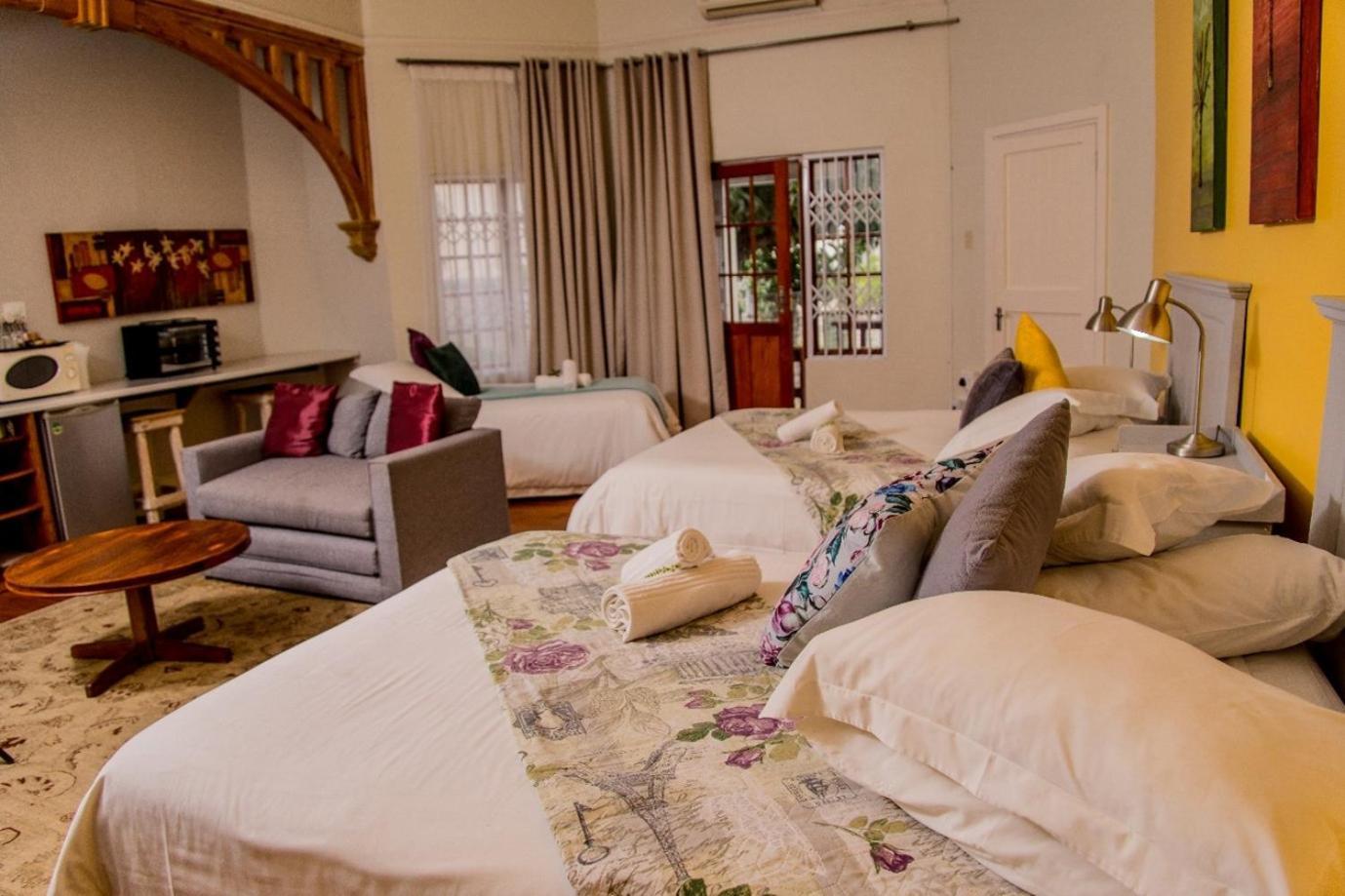 Dreamers Guesthouse - No Loadshedding คิงวิลเลียมส์ทาวน์ ภายนอก รูปภาพ